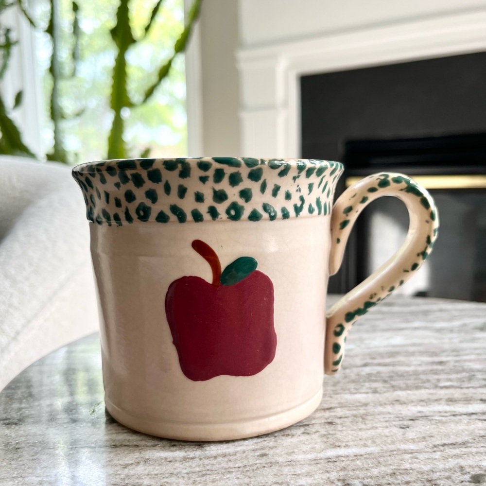 Vintage Heritage Pottery Ceramic Apple Spongeware Mug